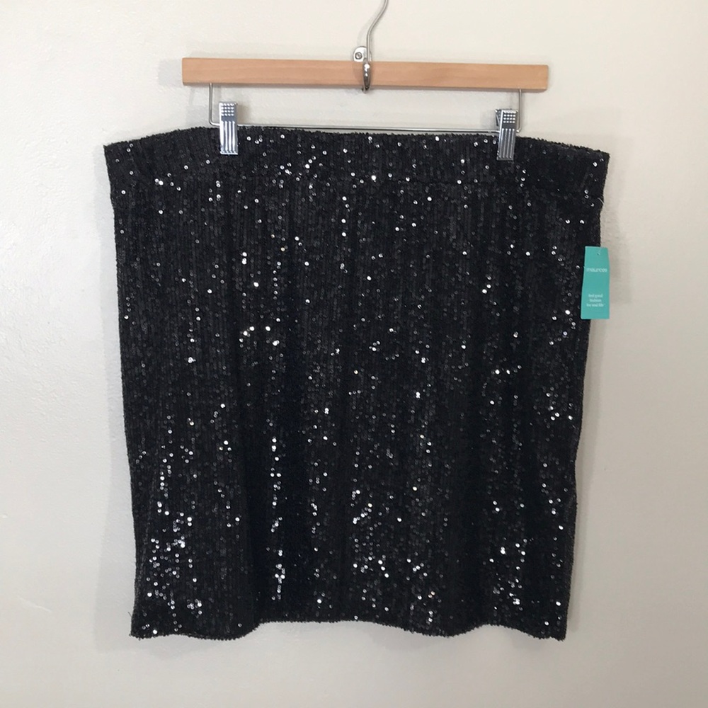 NEW Maurices‎ Black Sequin Skirt